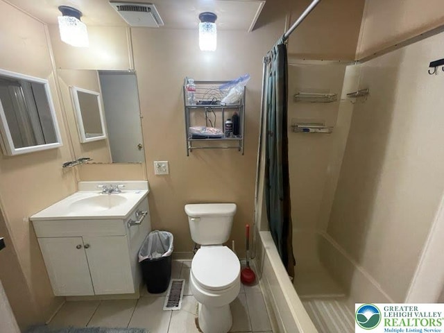 10 Springridge Rd, Moore Twp, PA 18014 - bathroom featuring toilet, tile patterned flooring, vanity, shower / bathtub combination with curtain, and baseboards