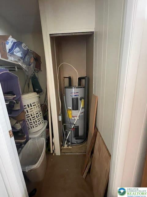 10 Springridge Rd, Moore Twp, PA 18014 - utilities featuring water heater