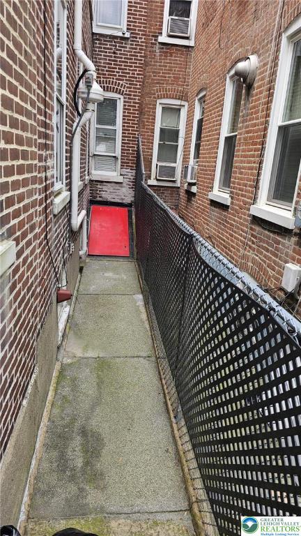 511 N 8th St, Allentown City, PA 18102 - view of patio