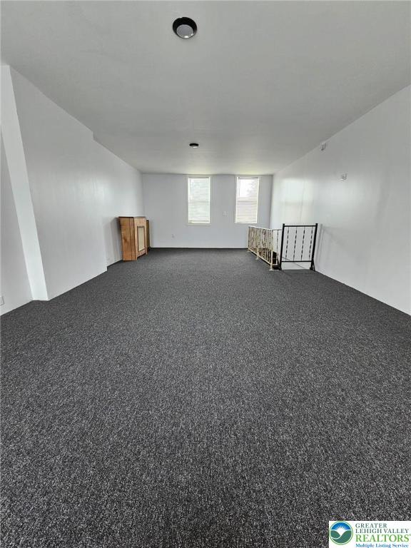 511 N 8th St, Allentown City, PA 18102 - view of carpeted empty room