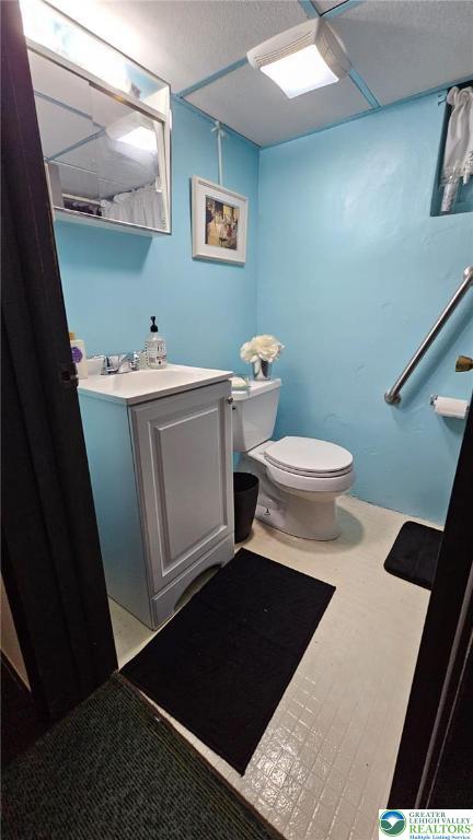 511 N 8th St, Allentown City, PA 18102 - bathroom featuring toilet and vanity