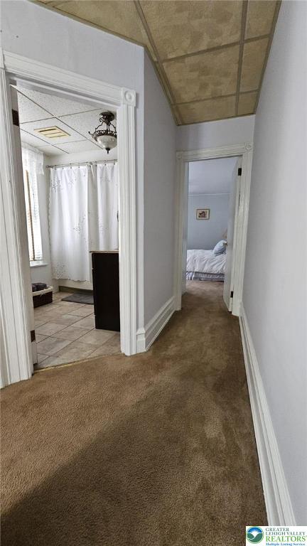 511 N 8th St, Allentown City, PA 18102 - hall featuring light carpet and baseboards