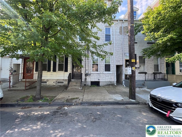 734 W Gordon St, Allentown City, PA 18102 - view of front of home