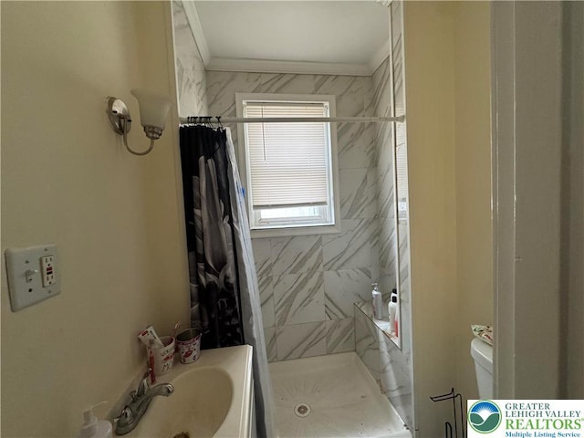 734 W Gordon St, Allentown City, PA 18102 - bathroom featuring a stall shower, toilet, and a sink