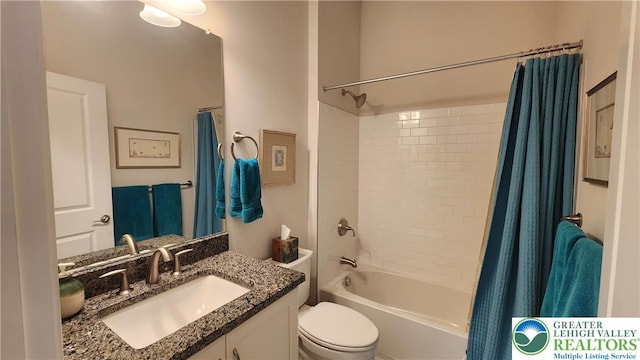 4082 Rutz Ln, South Whitehall Twp, PA 18104 - bathroom with vanity, toilet, and shower / bath combination with curtain