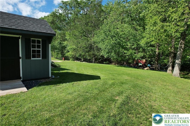 8539 Rextown Rd, Slatington Borough, PA 18080 - view of green lawn with an outbuilding