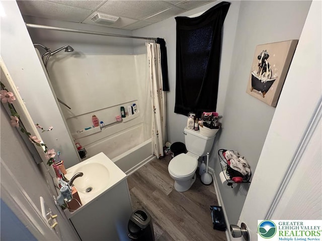 321 W Broad St, Tamaqua Borough, PA 18252 - full bathroom with toilet, vanity, wood finished floors, and shower / bath combo with shower curtain