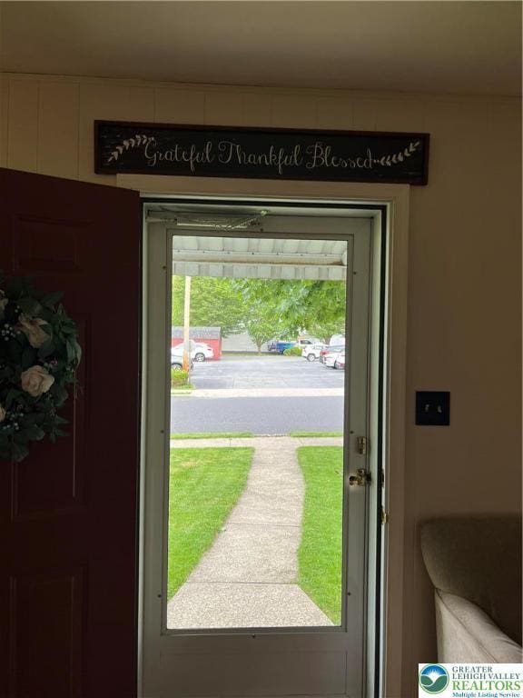 1540 Riegel St, Hellertown Borough, PA 18055 - view of entryway
