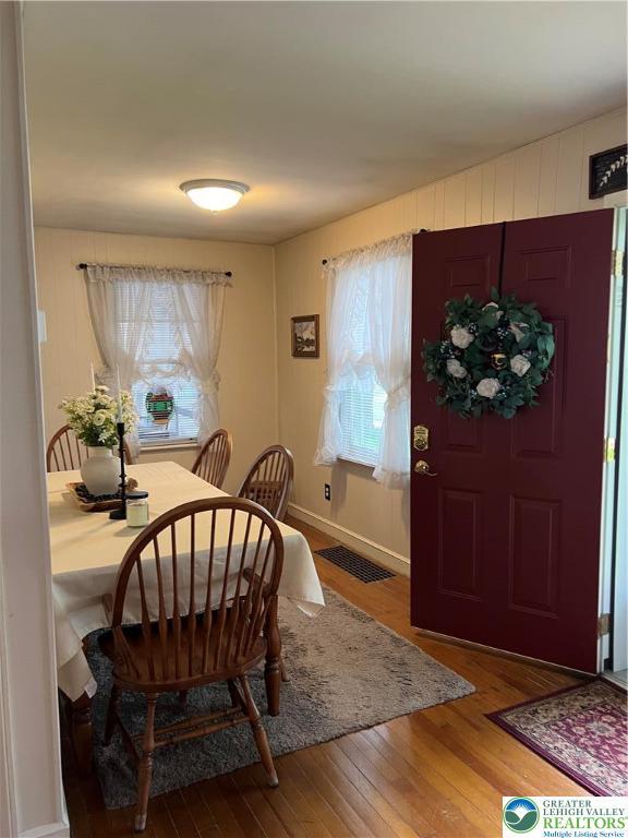 1540 Riegel St, Hellertown Borough, PA 18055 - dining area with hardwood / wood-style flooring