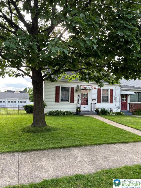 1540 Riegel St, Hellertown Borough, PA 18055 - view of obstructed view of property