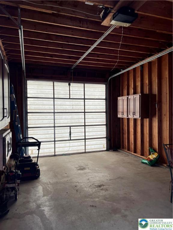1540 Riegel St, Hellertown Borough, PA 18055 - view of garage