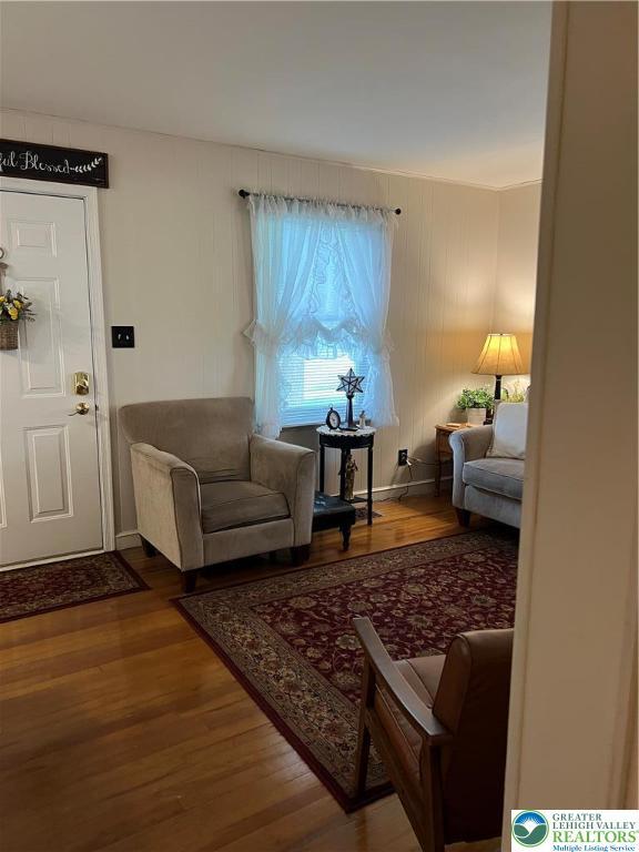 1540 Riegel St, Hellertown Borough, PA 18055 - living room with wood finished floors