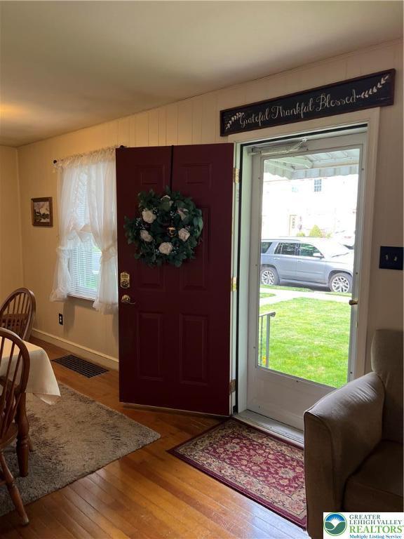 1540 Riegel St, Hellertown Borough, PA 18055 - foyer entrance featuring wood-type flooring