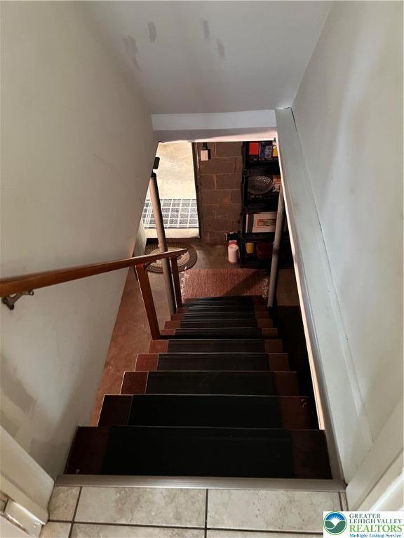 1540 Riegel St, Hellertown Borough, PA 18055 - view of stairs