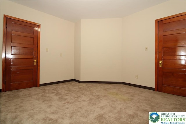 1171 E 4th St, Bethlehem City, PA 18015 - spare room featuring carpet and baseboards