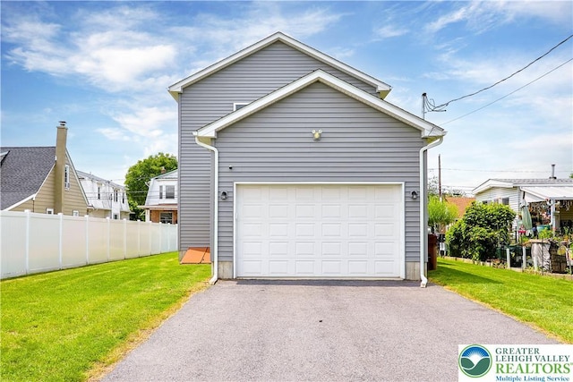 721 7th St, Whitehall Twp, PA 18052 - garage with asphalt driveway
