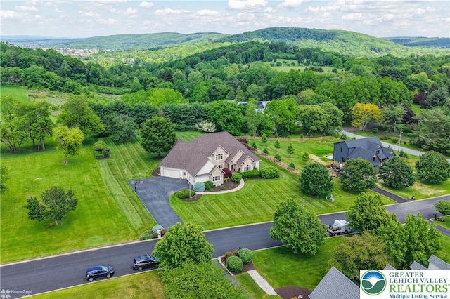 4521 Linda Ln, Upper Milford Twp, PA 18049 - photo 2