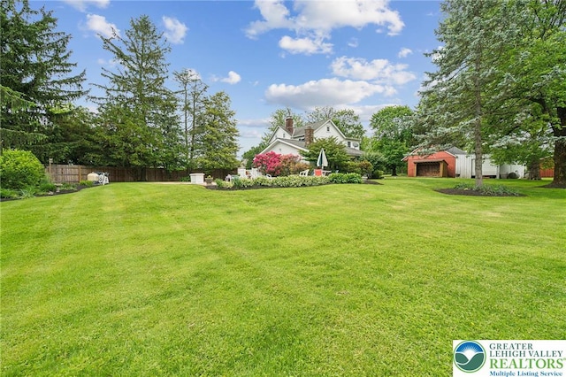 1132 Upperstump Rd, Hilltown Twp, PA 18914 - view of yard with an outbuilding