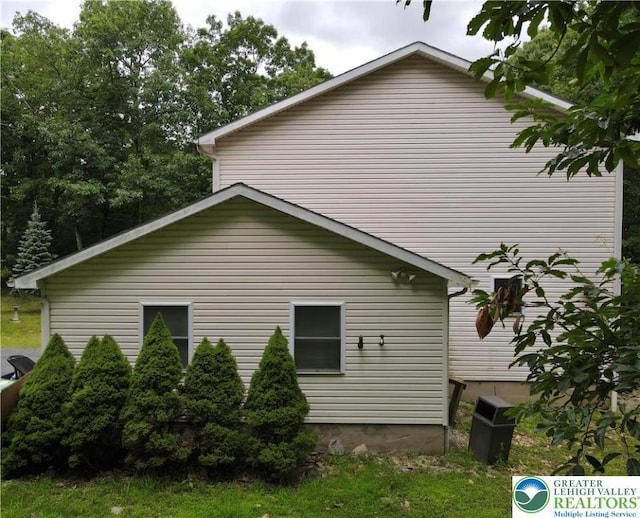 133 Summerton Cir, Stroud Twp, PA 18301 - view of property exterior