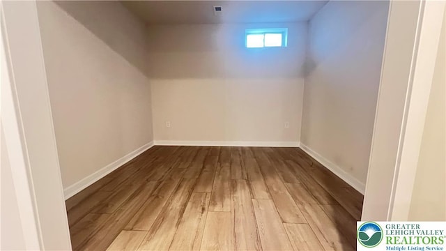 4904 Brookside Ct, Upper Saucon Twp, PA 18036 - empty room with wood finished floors and baseboards