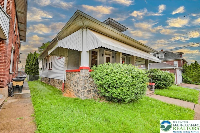 30 S 16th St, Wilson Boro, PA 18042 - view of side of home with a yard