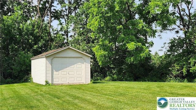 391 W Mayfield Cir, Lower Nazareth Twp, PA 18020 - view of detached garage