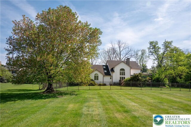 1560 Surrey Rd, Lower Saucon Twp, PA 18015 - view of yard