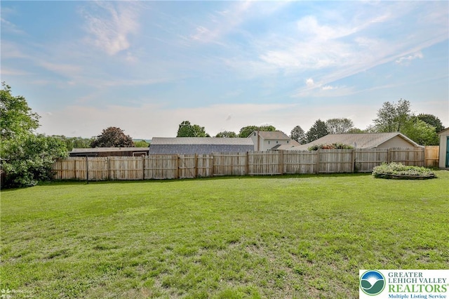 6386 Sullivan Trl, Plainfield Twp, PA 18091 - view of yard
