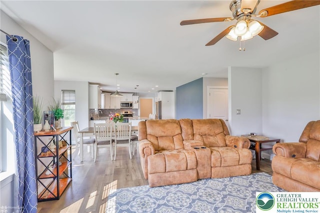 217 E Dell Rd, Moore Twp, PA 18014 - living room featuring light wood-type flooring, a ceiling fan, and recessed lighting