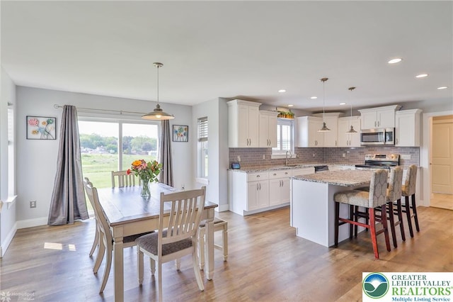217 E Dell Rd, Moore Twp, PA 18014 - dining space featuring light wood finished floors, baseboards, and recessed lighting