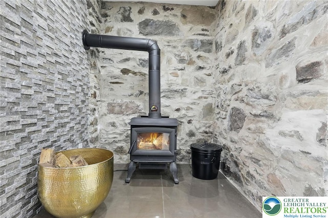 116 Peechatka, Pocono Twp, PA 18332 - detailed view of a wood stove