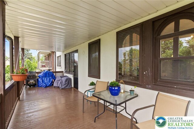 923 N Webster, Lackawanna, PA 18510 - view of porch