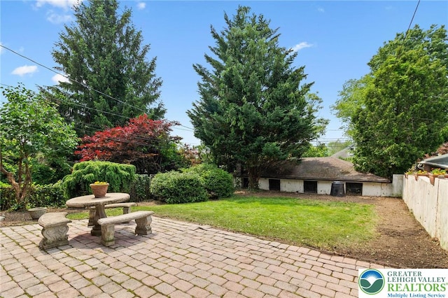 923 N Webster, Lackawanna, PA 18510 - view of patio