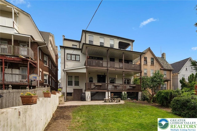 923 N Webster, Lackawanna, PA 18510 - back of property with a balcony and stucco siding