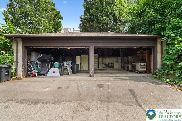 923 N Webster, Lackawanna, PA 18510 - view of detached garage