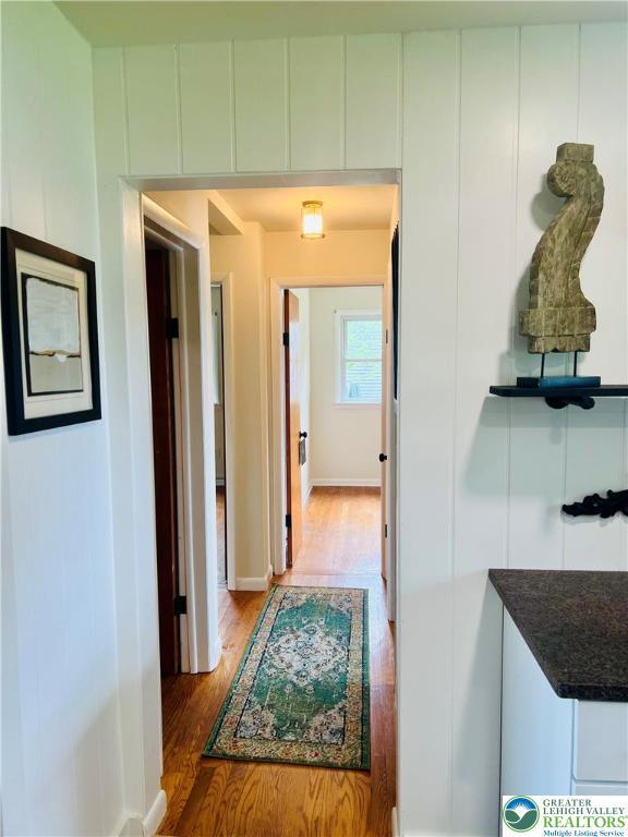 818 W Station Ave, Coopersburg Borough, PA 18036 - hallway with wood finished floors and baseboards
