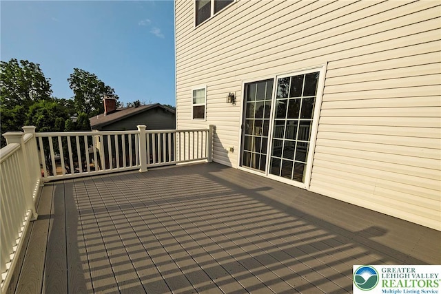 1404 Waverly Ave, Easton, PA 18040 - view of wooden deck
