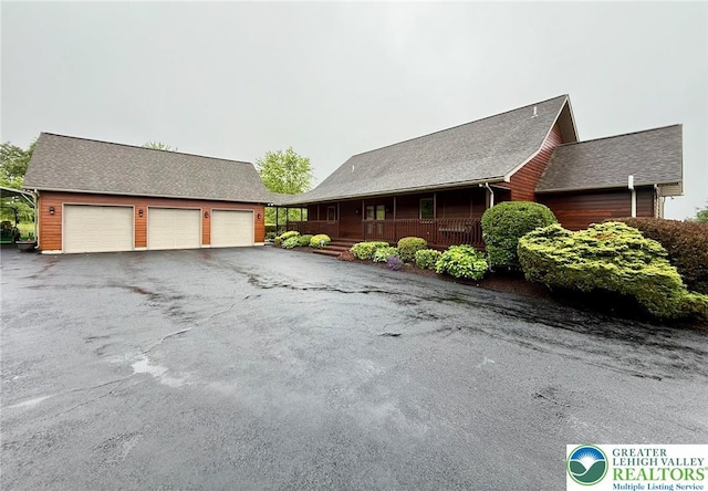 3353 Spring Valley Rd, Washington Twp, PA 18080 - view of side of home with an outdoor structure and covered porch