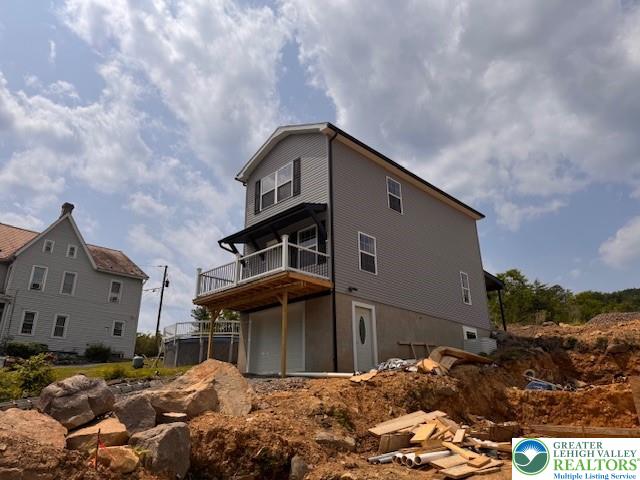 1025 W Princeton Ave, Palmerton Boro, PA 18071 - back of house