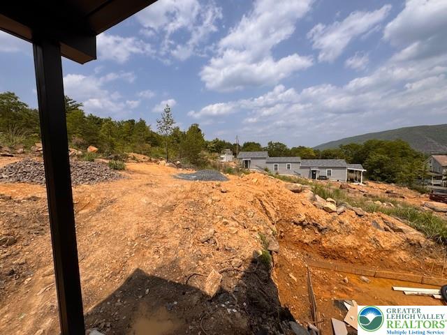 1025 W Princeton Ave, Palmerton Boro, PA 18071 - view of yard with a mountain view