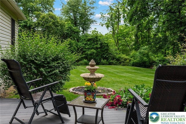 6335 Sweetbriar Ln, Upper Milford Twp, PA 18092 - wooden terrace with a yard