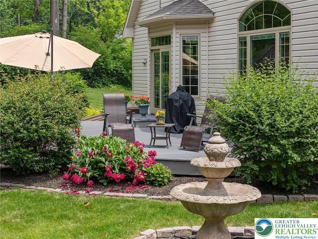 6335 Sweetbriar Ln, Upper Milford Twp, PA 18092 - view of patio / terrace with a deck