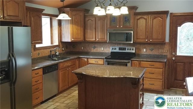 3979 Kenrick Dr, Bethlehem Twp, PA 18020 - photo 2