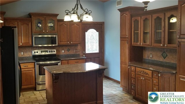 3979 Kenrick Dr, Bethlehem Twp, PA 18020 - photo 3