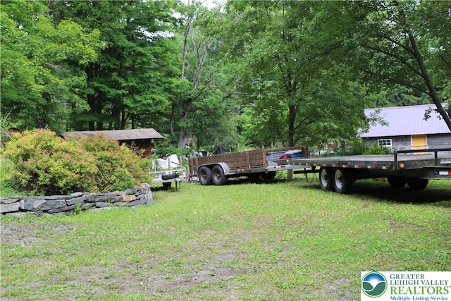 118 Burgoon Rd, Stroud Twp, PA 18301 - view of green lawn