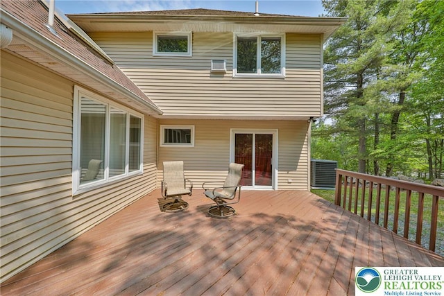 205 Osprey Way, Middle Smithfield Twp, PA 18302 - view of wooden deck