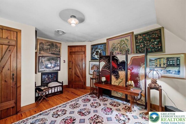 1341 Beaver Valley Rd, Hamilton Twp, PA 18360 - foyer featuring wood finished floors and lofted ceiling