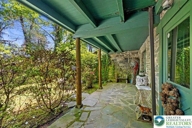 1341 Beaver Valley Rd, Hamilton Twp, PA 18360 - view of patio / terrace