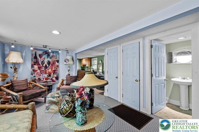 1341 Beaver Valley Rd, Hamilton Twp, PA 18360 - living area with recessed lighting and light colored carpet