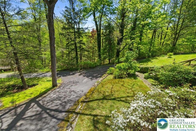 1341 Beaver Valley Rd, Hamilton Twp, PA 18360 - surrounding community